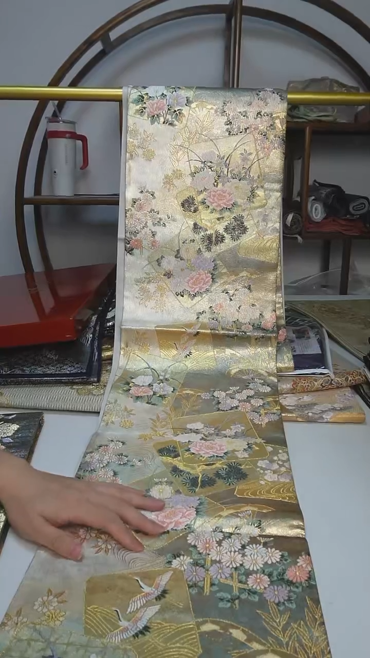 织绣16西阵织六通花卉