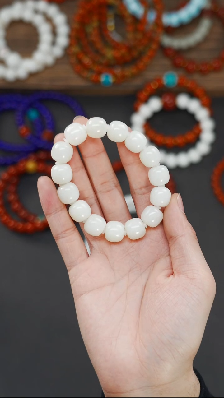 颈饰未镶嵌和田玉羽*梵阁精品文玩回血