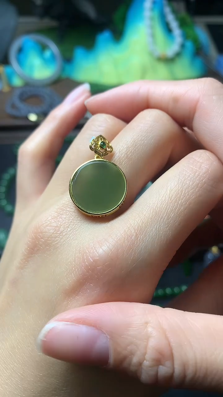 【闪购商品】和田玉吊坠(赠链)银S925镶嵌吊坠