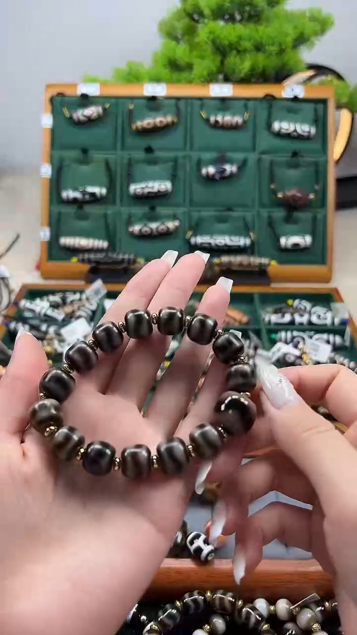 玛瑙/玉髓（覆膜）颈饰合金50（微瑕随机发货）