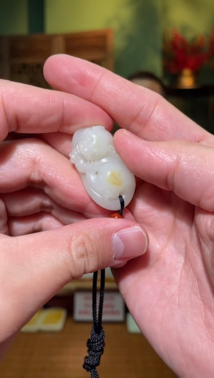 【闪购商品】和田玉吊坠(不含链)未镶嵌貔貅20g