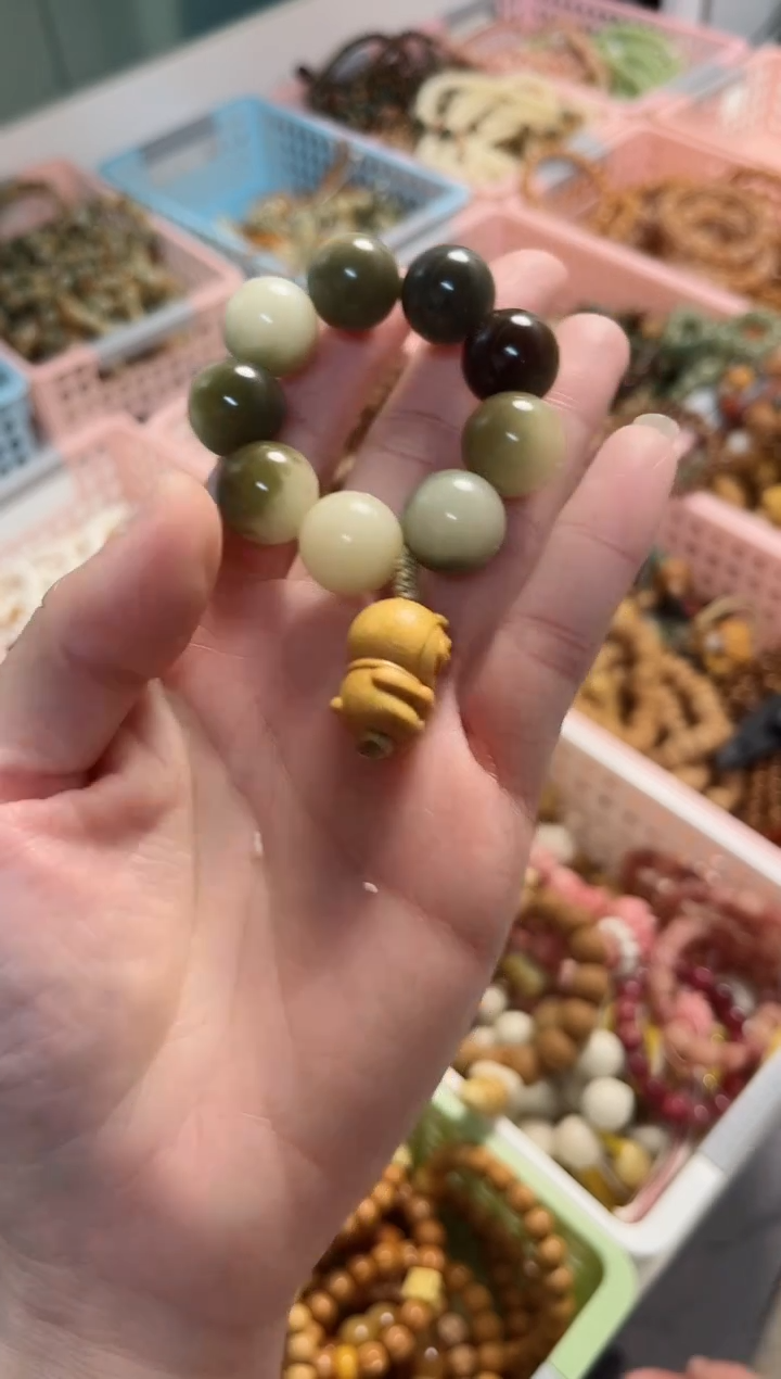 【闪购商品】菩提根/象牙果手串花皮手捻 15mm