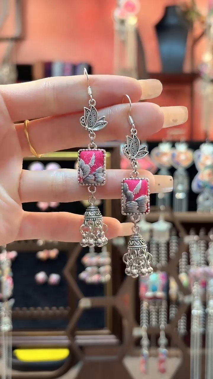 织绣 云织谣民族风精美饰品   78