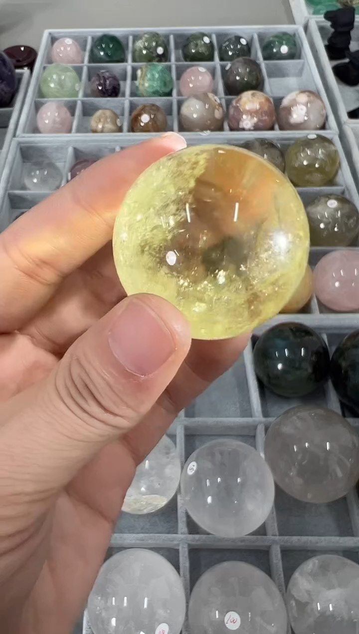 未镶嵌珠宝半成品水晶M172 约3.9cm