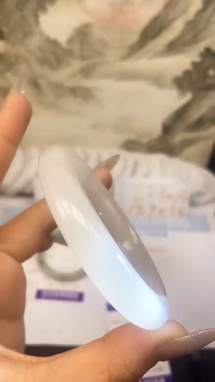 【闪购商品】石英质玉手镯未镶嵌158