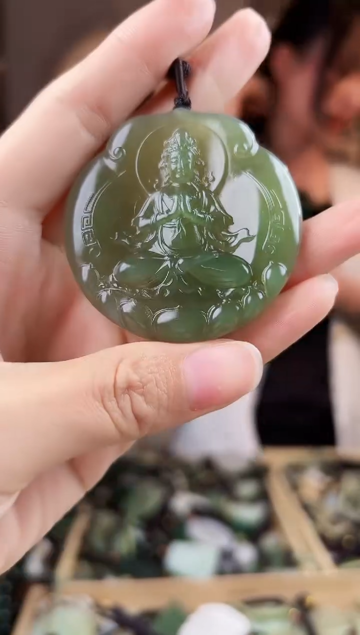 颈饰未镶嵌和田玉拍一发一，多样性发货