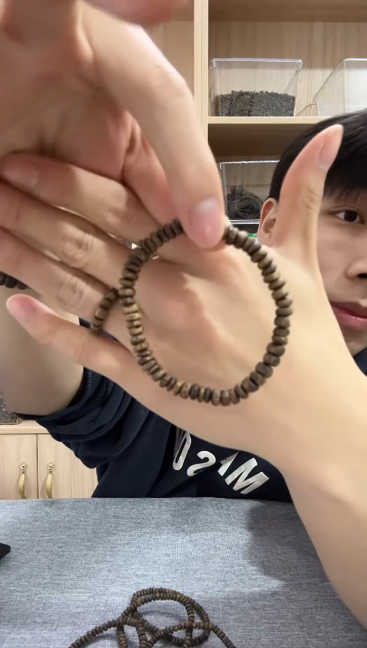 【闪购商品】沉香手串05沉水算盘珠单圈3克+ 多样性发其一