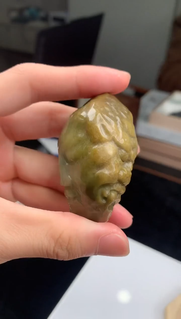 颈饰未镶嵌翡翠一念之间