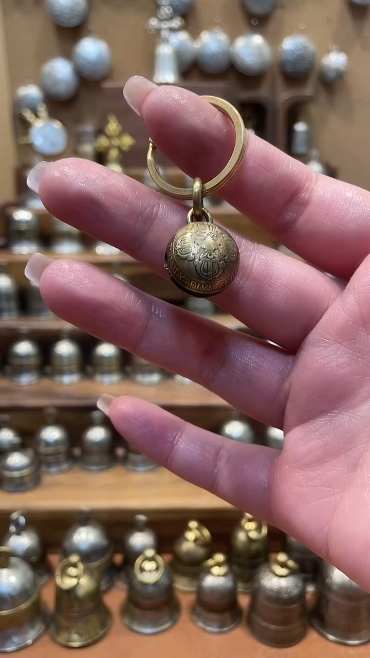 T****e不丹双鱼圆铃铛正品