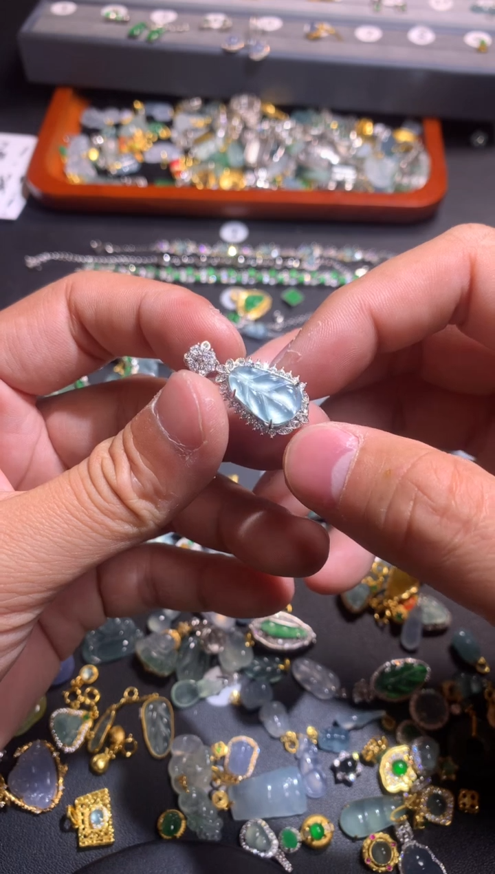 【闪购商品】翡翠吊坠(不含链)银S925镶嵌1