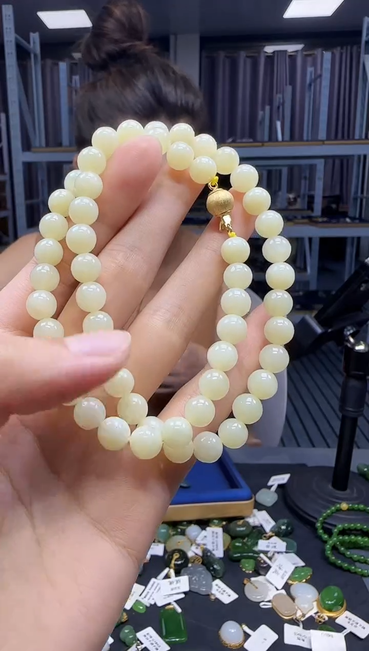 和田玉未镶嵌挂件1