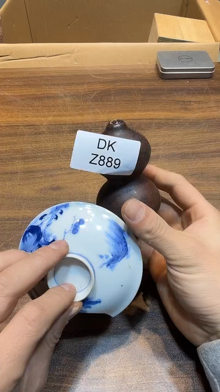 瓷片猴**?哈哈哈哈哈哈889