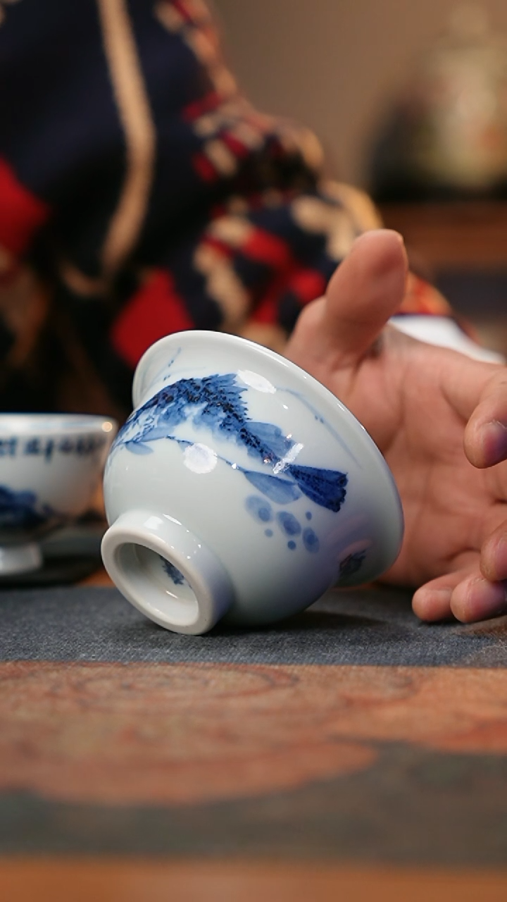 【闪购商品】康亭守艺青花鳜鱼压手杯