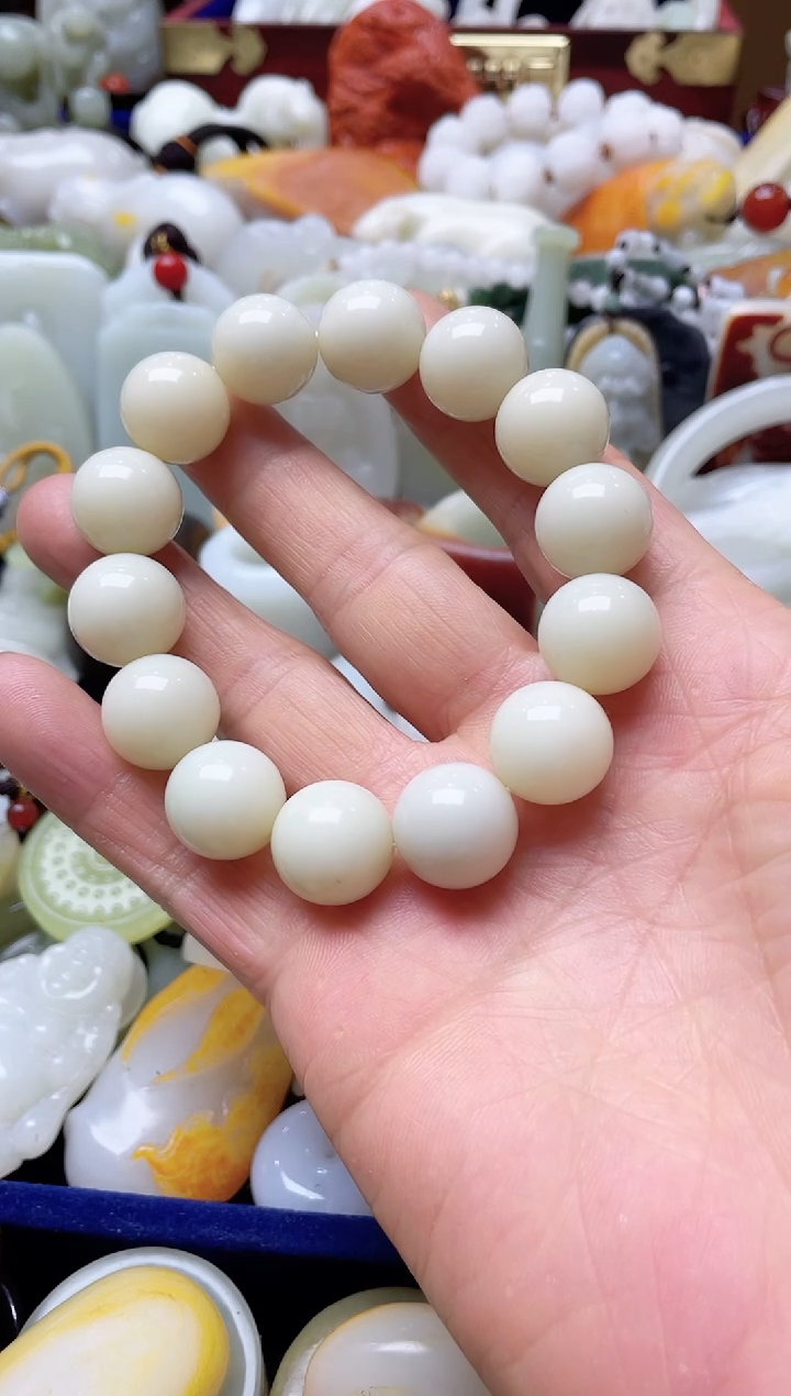 手串未镶嵌和田玉手串