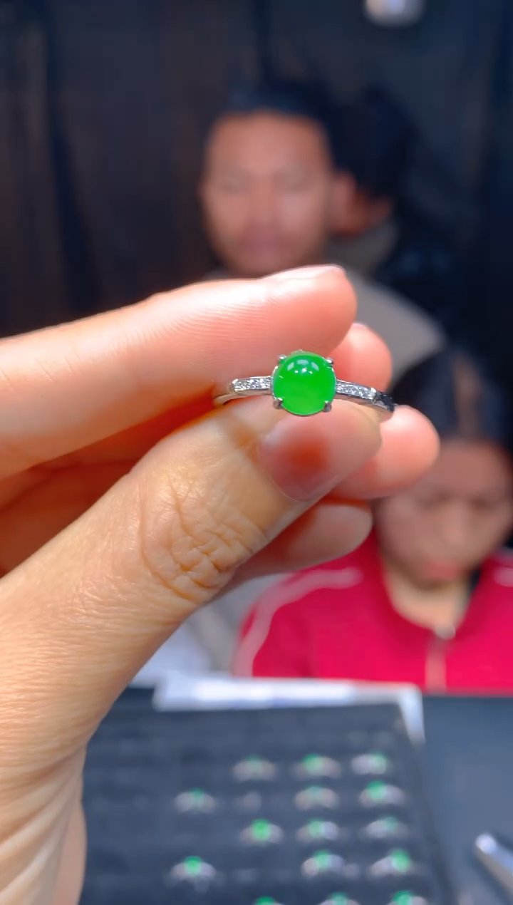 【闪购商品】定制翡翠未镶嵌46多样性发货（发其一）