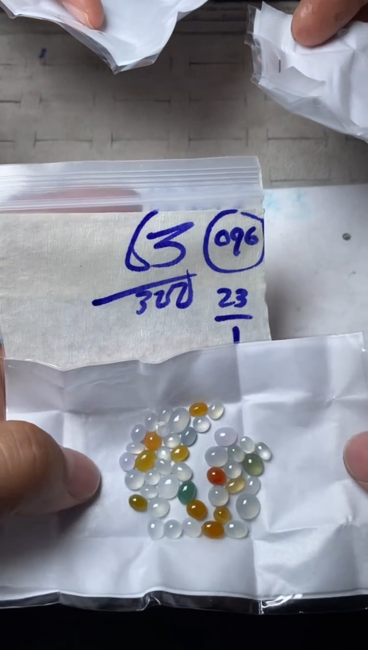 【闪购商品】定制翡翠未镶嵌 缅甸翡翠天然A货096