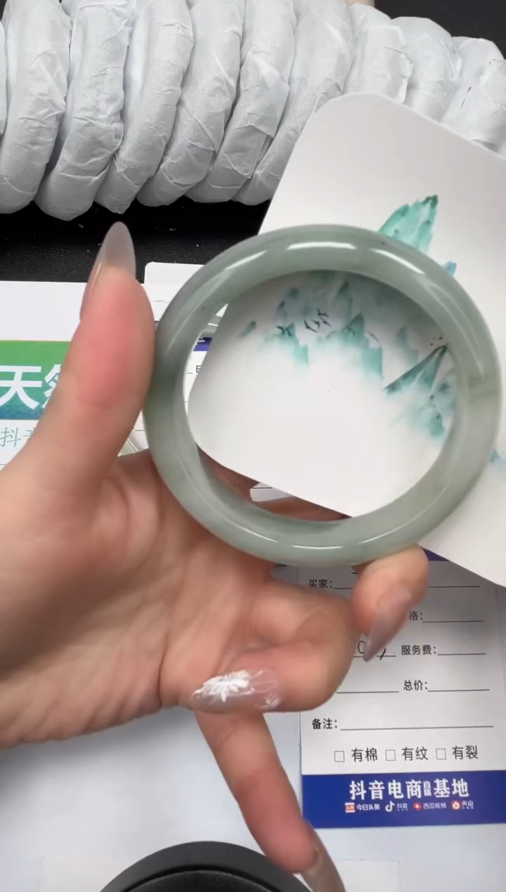【闪购商品】石英质玉手镯未镶嵌248-60.3