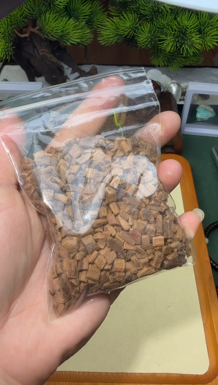 檀香木其他老山檀香碎屑10克装