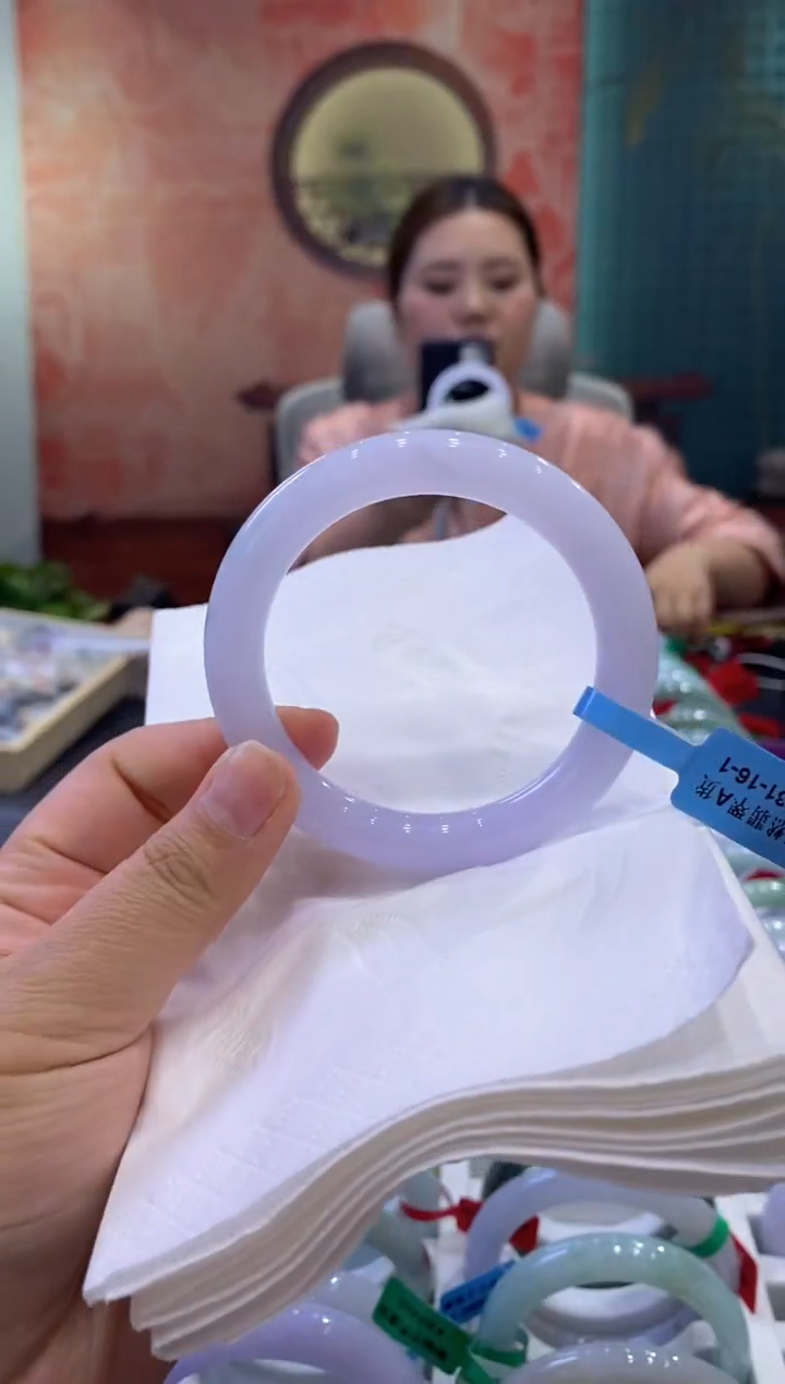 【闪购商品】翡翠手镯未镶嵌多人0003429