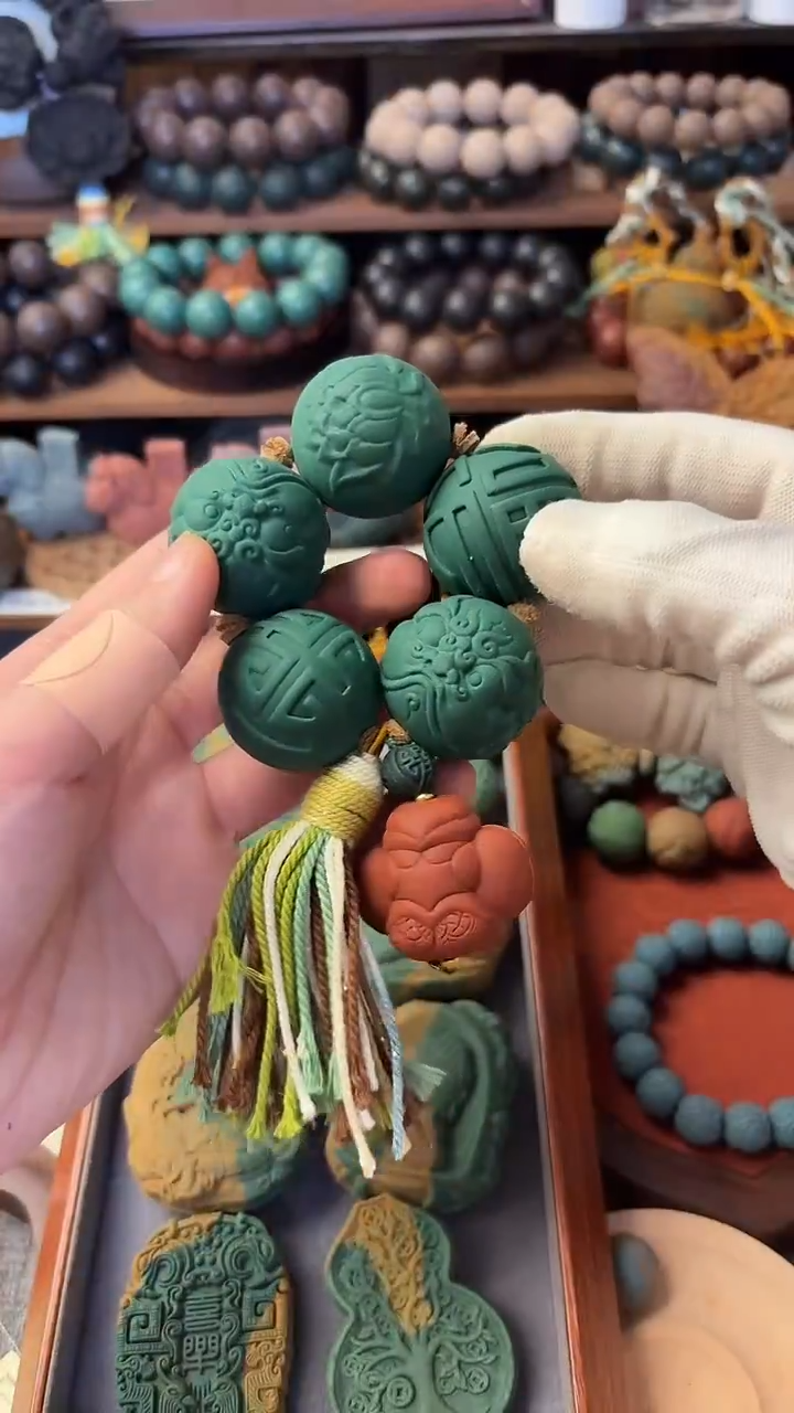 泥塑柚见清茶大手念一个