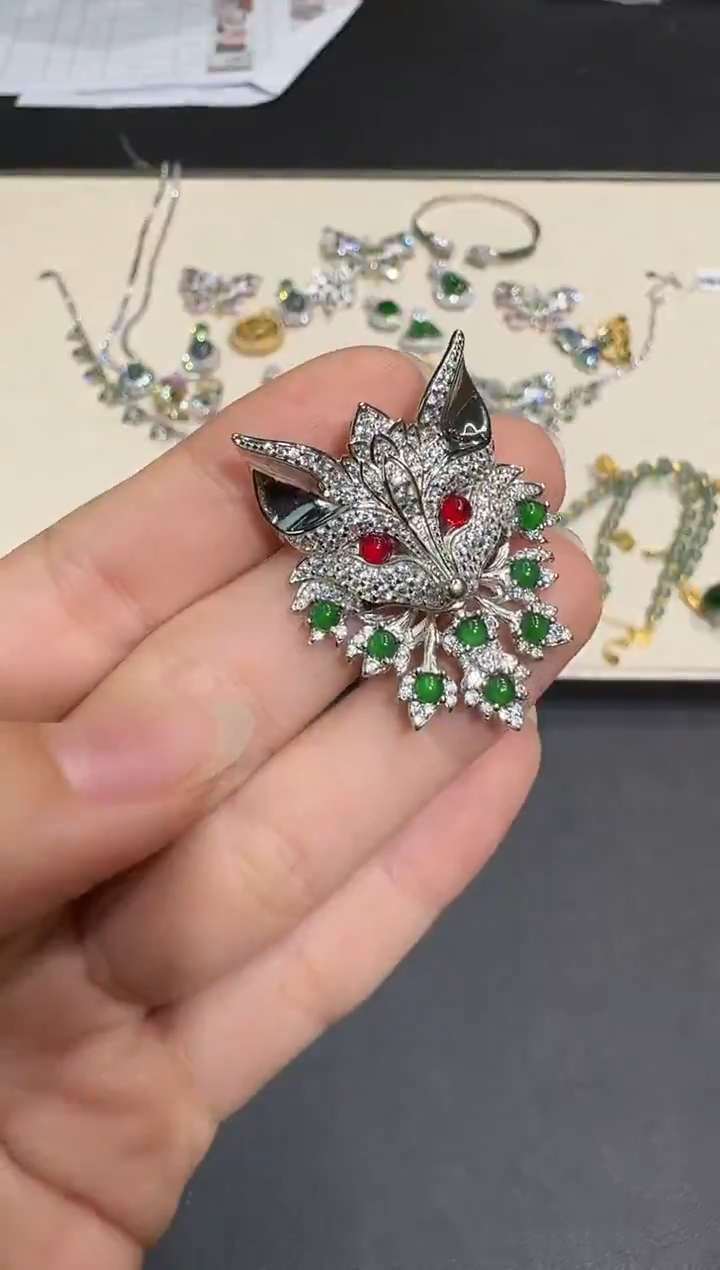 颈饰银S925镶嵌翡翠 X0103-1822-104