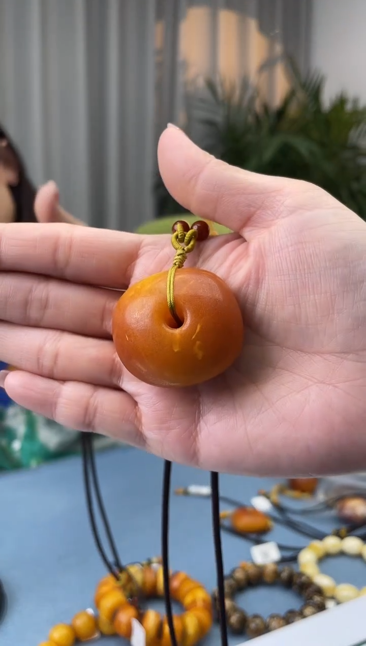 【闪购商品】蜜蜡珠宝奇石未镶嵌假一罚十，发一件017