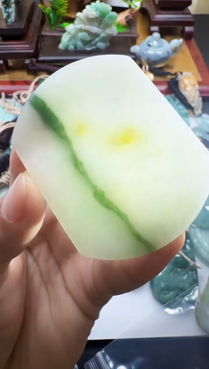 吊坠(不含链)未镶嵌翡翠1