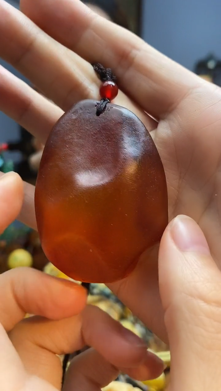 琥珀颈饰未镶嵌吊坠
