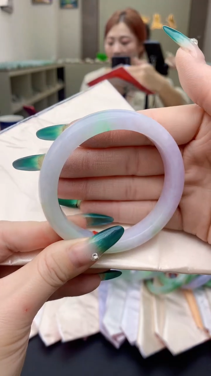 【闪购商品】翡翠手镯未镶嵌0867403329