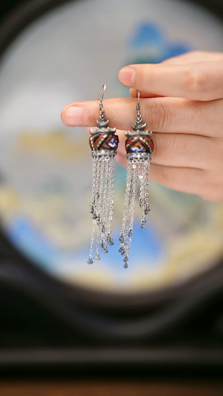 织绣29黔东南苗族刺绣