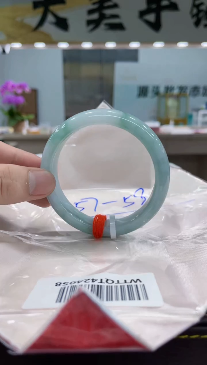 【闪购商品】翡翠手镯未镶嵌手镯