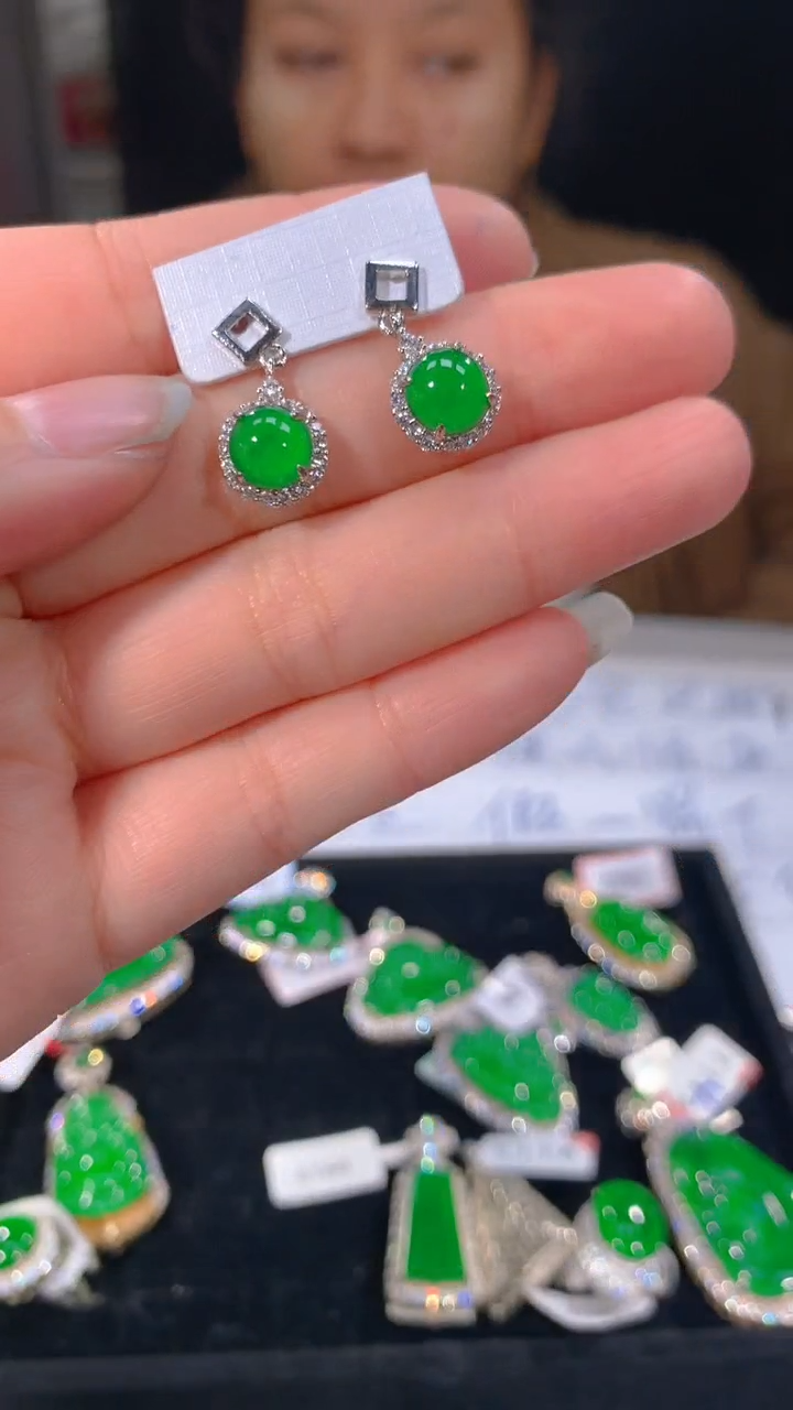 【闪购商品】定制翡翠未镶嵌111多样性发货（发其一）