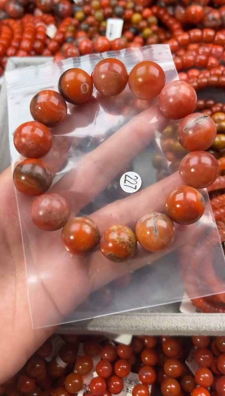 未镶嵌手串南红玛瑙1