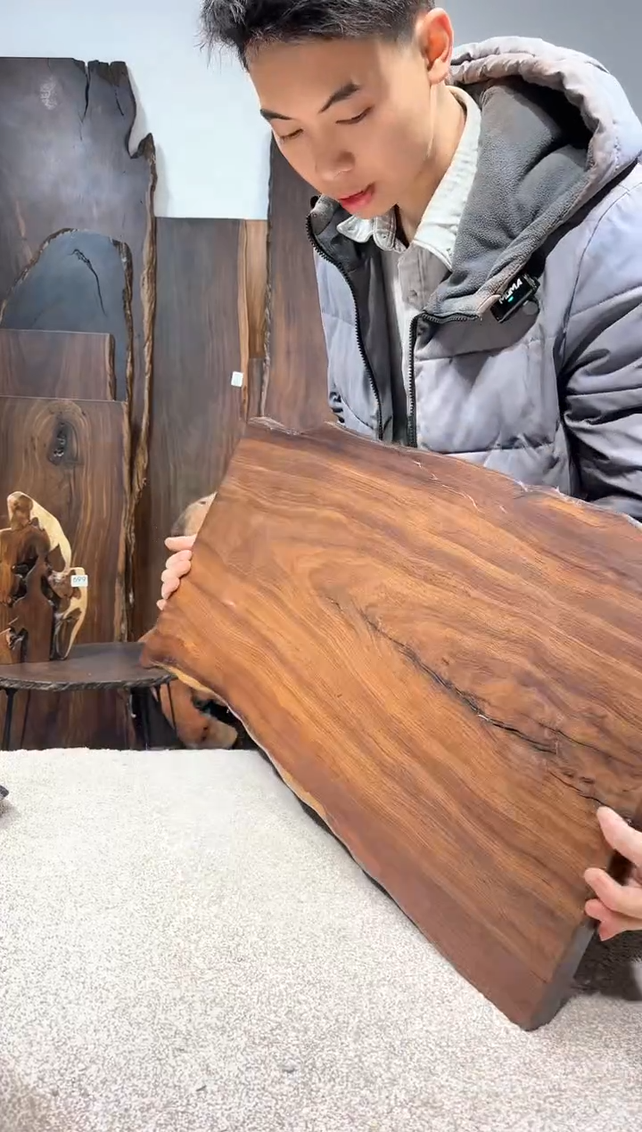 【闪购商品】风车木（黑檀木）尺寸78*40*2.3编号226