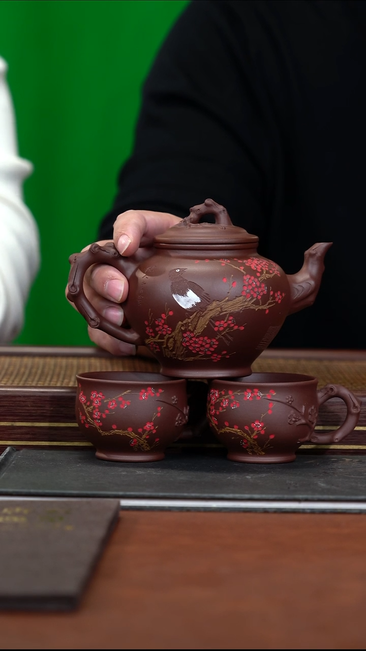 茶壶紫砂71  顾顺娣 底槽清  梅报春套组  300cc