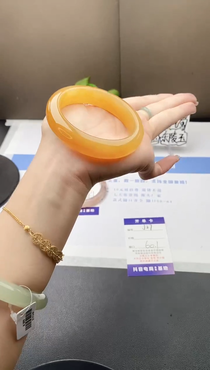 石英质玉手镯未镶嵌j27-H1多样性发货60+