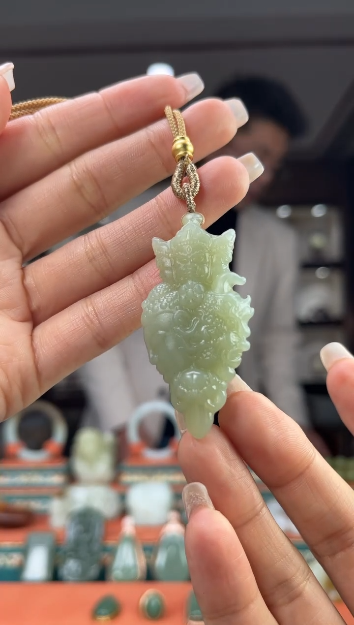 【闪购商品】和田玉颈饰未镶嵌佩佩