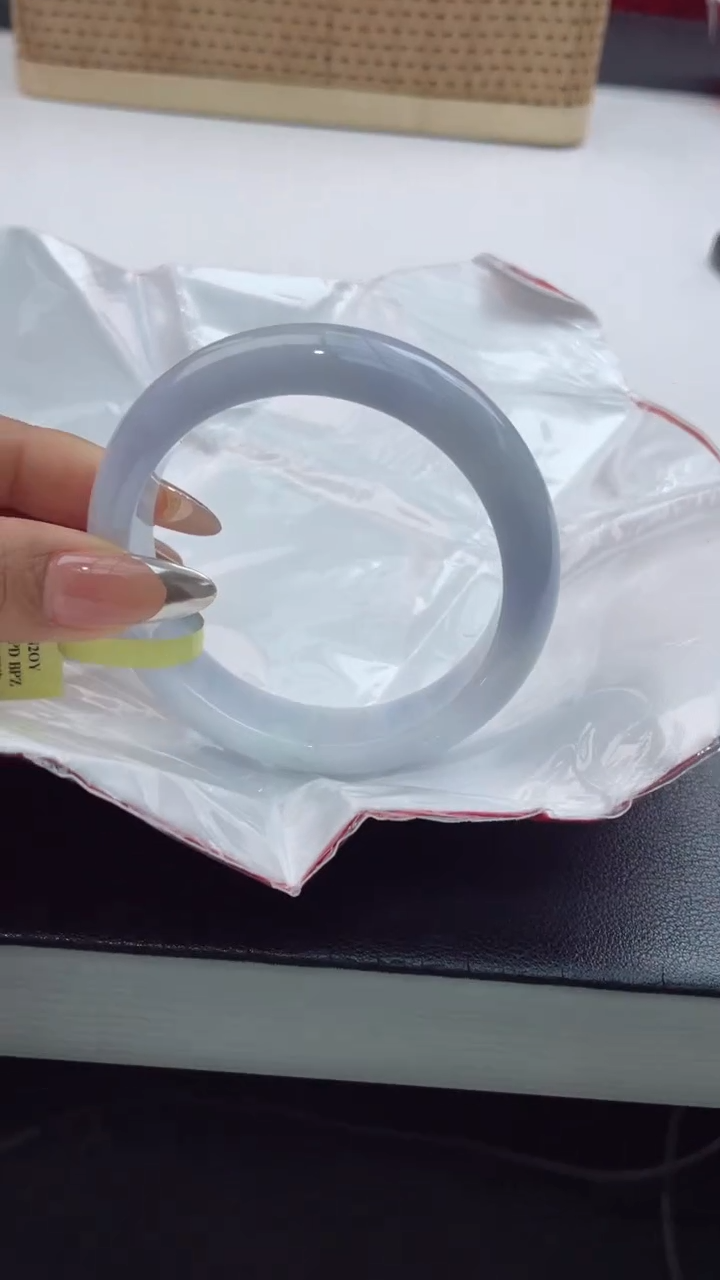 【闪购商品】翡翠手镯未镶嵌19翡翠手镯