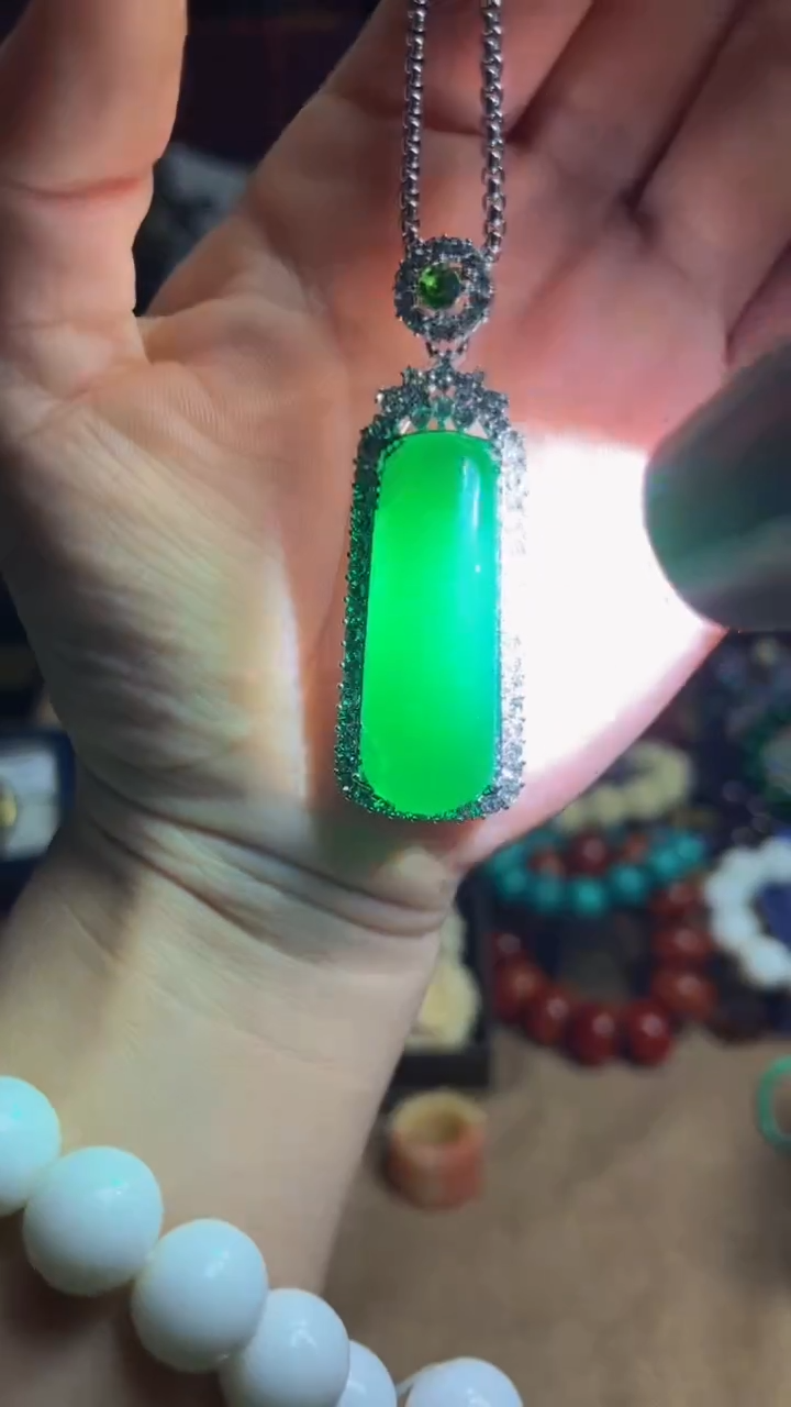 【闪购商品】翡翠未镶嵌颈饰木雅畅文玩杂货铺主播推荐-888