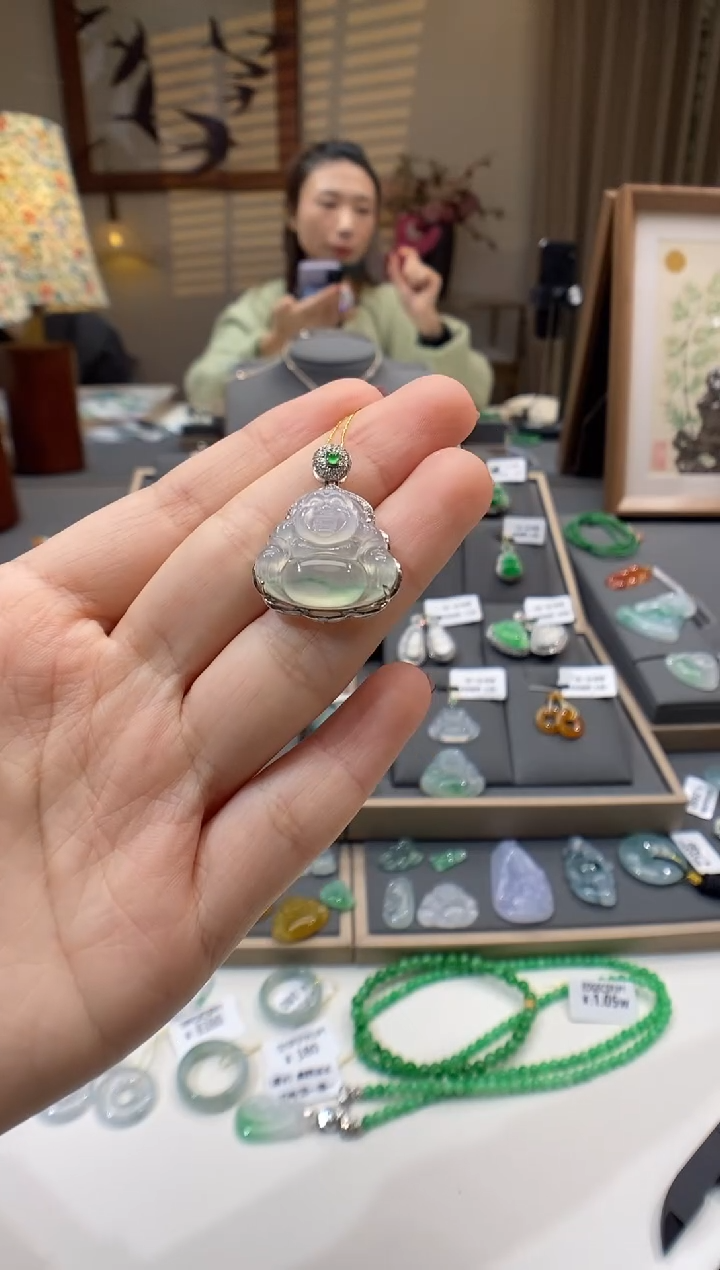 【闪购商品】翡翠颈饰18K金镶嵌佛公
