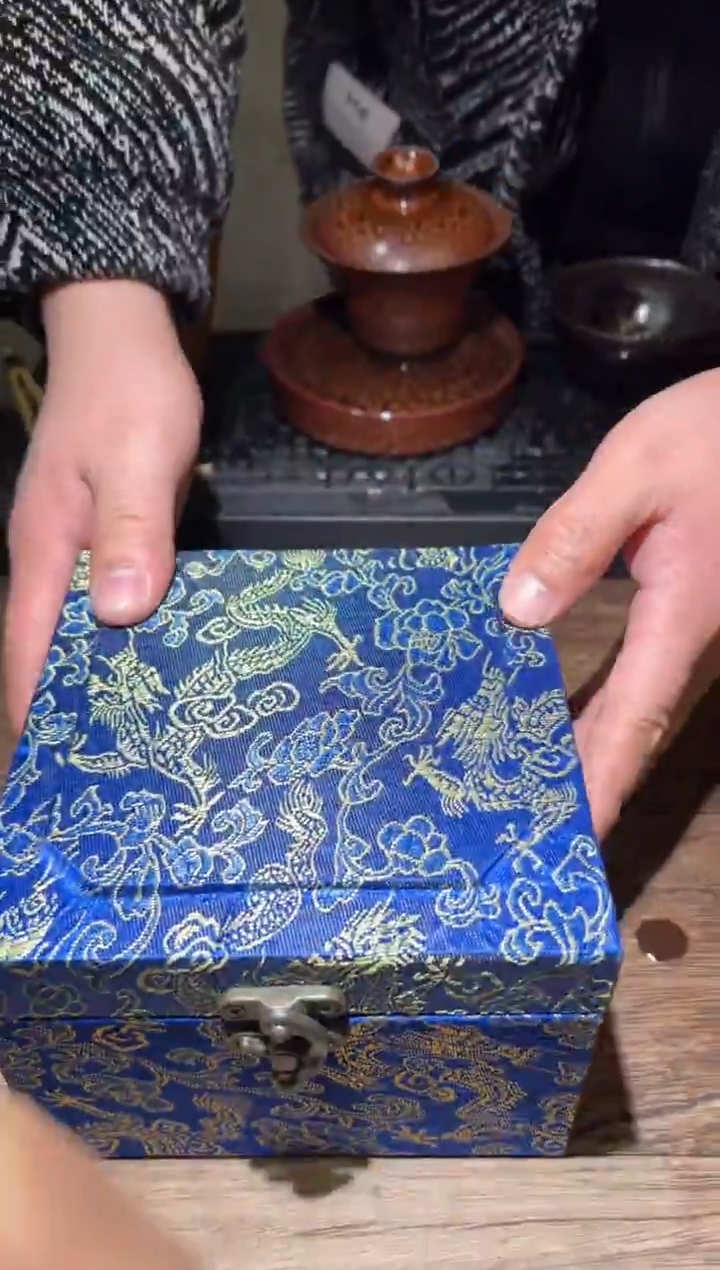 茶盏陈大鹏亲传弟子何定欣5