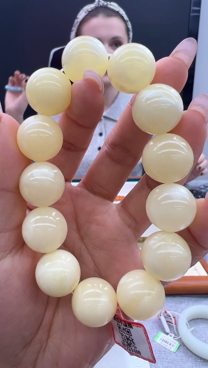 【闪购商品】琥珀手串未镶嵌62秒拍号