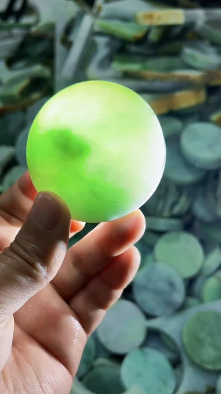 【闪购商品】翡翠挂件未镶嵌A货康壹089