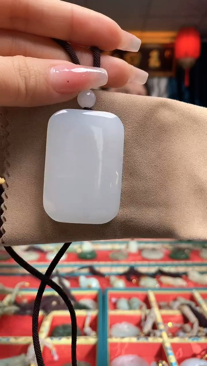 【闪购商品】和田玉颈饰银S925镶嵌无事牌