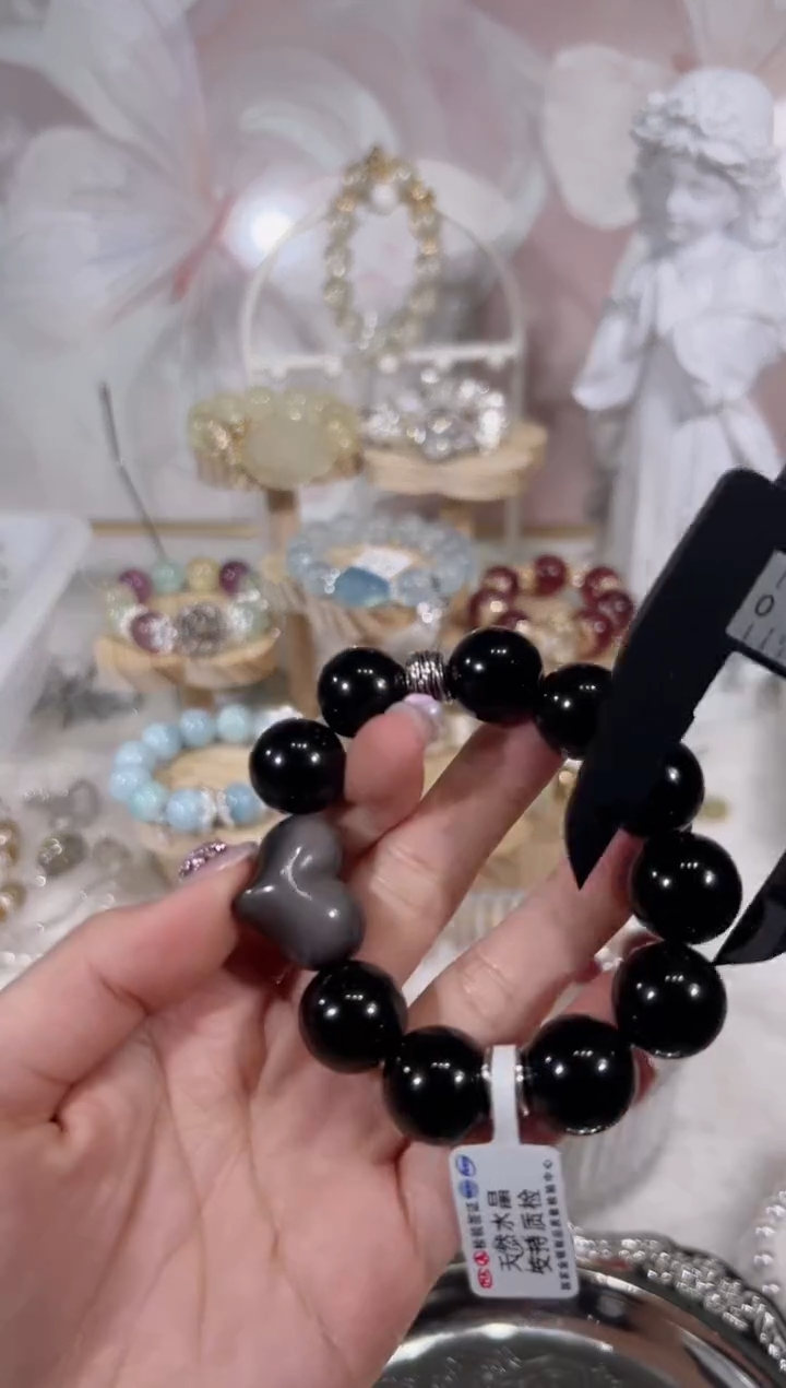 【闪购商品】水晶手链未镶嵌天然水晶默认微瑕 多样性发货发其一