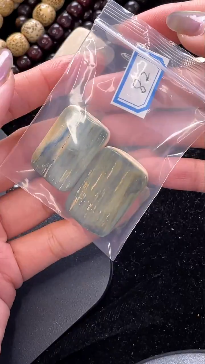 把件星月菩提别*叨MM带皮平安无事牌