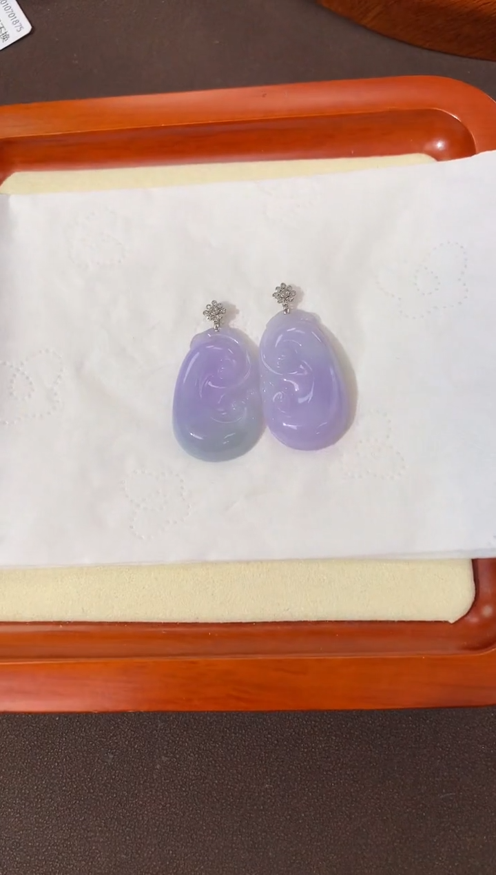 【闪购商品】翡翠颈饰18K金镶嵌天然缅甸a货翡翠(多样性发其一)