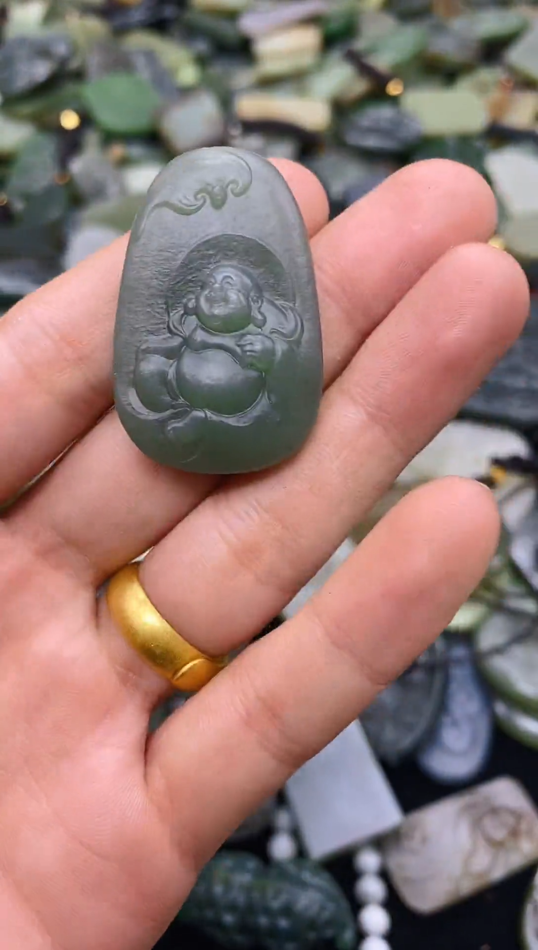 颈饰未镶嵌和田玉1111