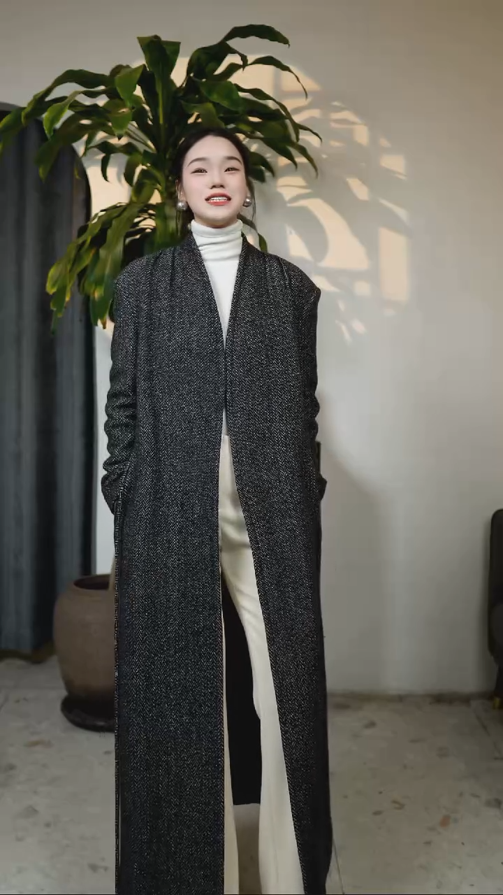 高定超长款人字纹填充桑蚕丝大衣，灰色，M码