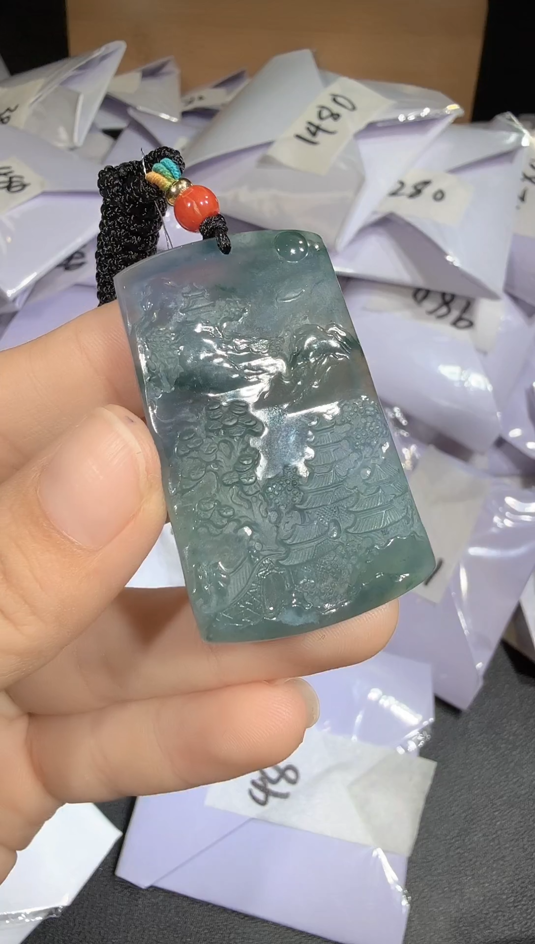 吊坠(不含链)未镶嵌翡翠山水